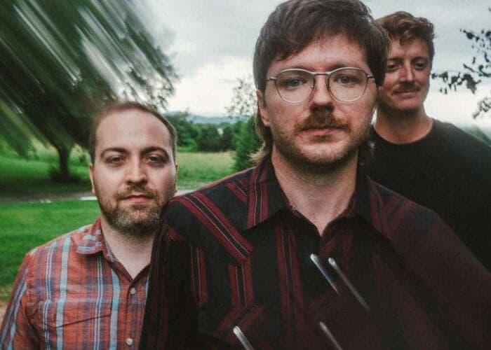 PATIO SHOW: The Log Noggins
