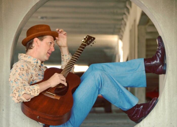 Live Music with Mike Hollon