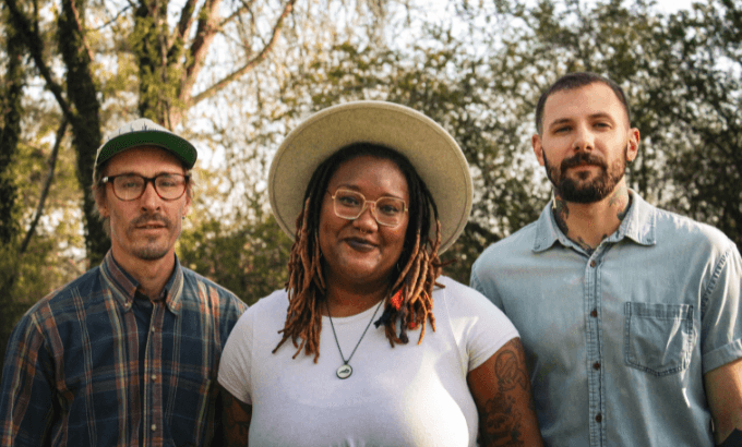 Elizabeth & her Band