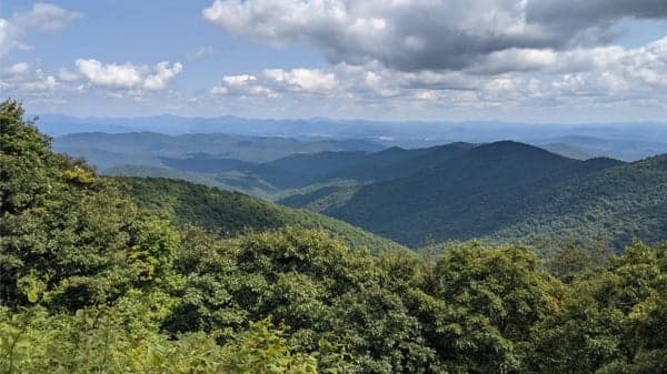 Buck Springs Lodge from Pisgah Inn - 3 Mi, 500 Ft EG