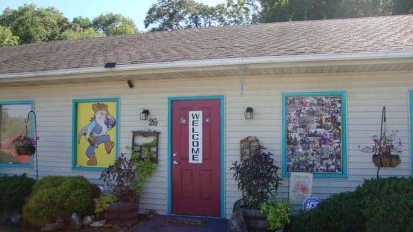 Gem mining /screening @ Asheville's Best Gem Mine