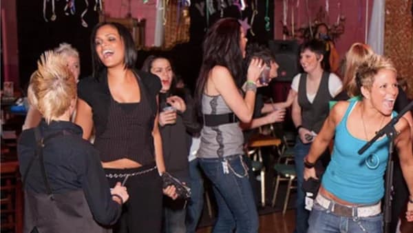 Saturday Afternoon Sapphic Tea Dance!