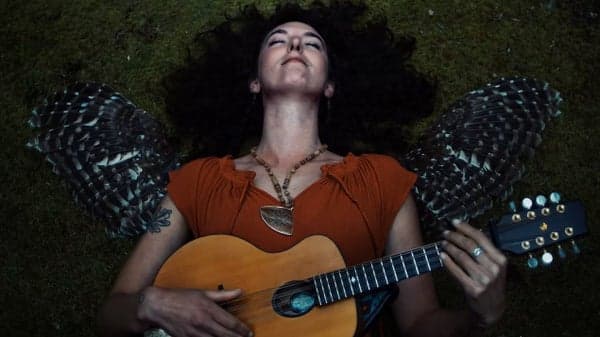 Snuggles & Serenades w/Samara Jade