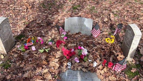 AT South at Devil's Fork Gap to the Historic Shelton Graves site: Fitness Hike.