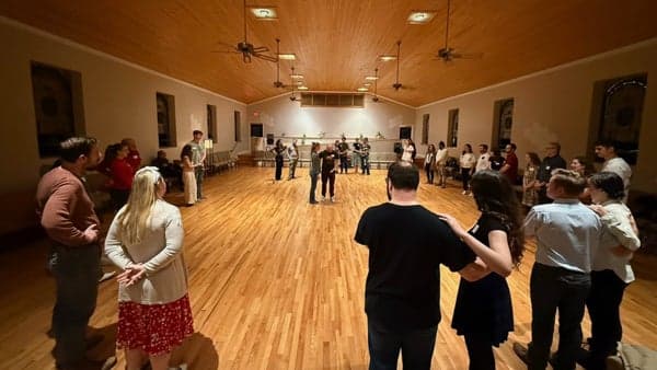 Let's Learn to Swing Dance