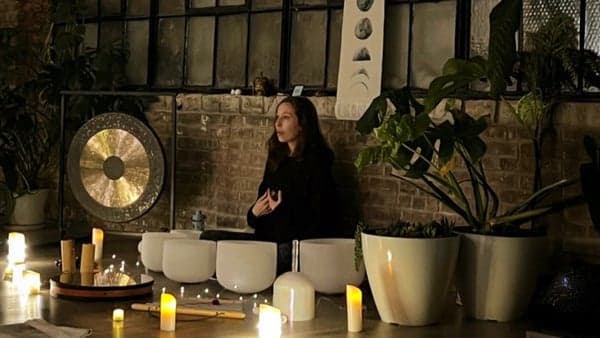 Candlelight Sound Healing Journey with Amy Duncan