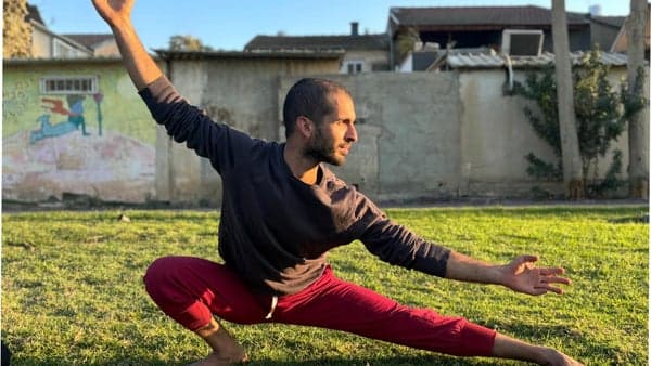 Tai chi kung therapy