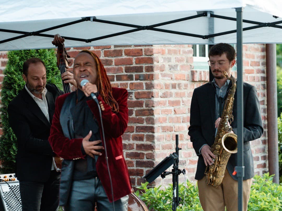 Live Music - Reggie Headen & Danny Iannucci