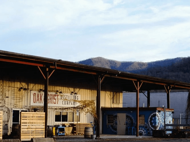 Oak and Grist Distillery Tour & Tasting