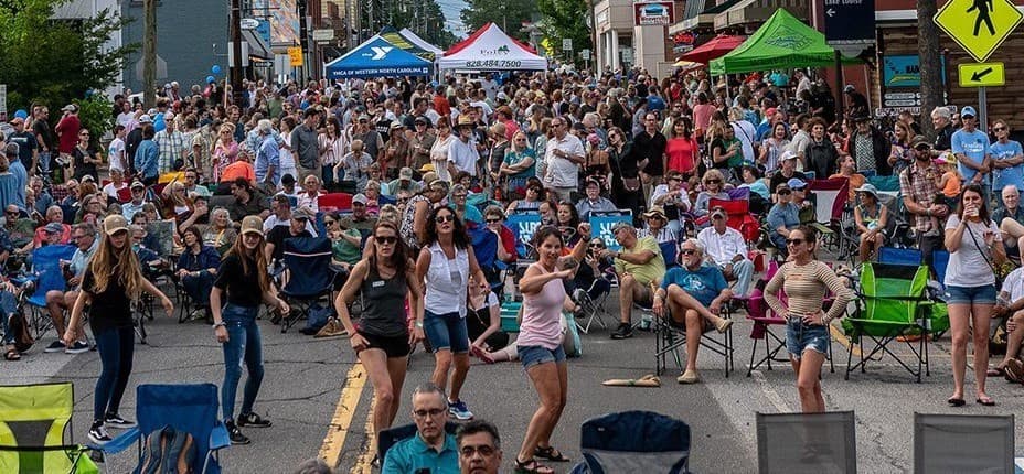 Weaverville's Music on Main