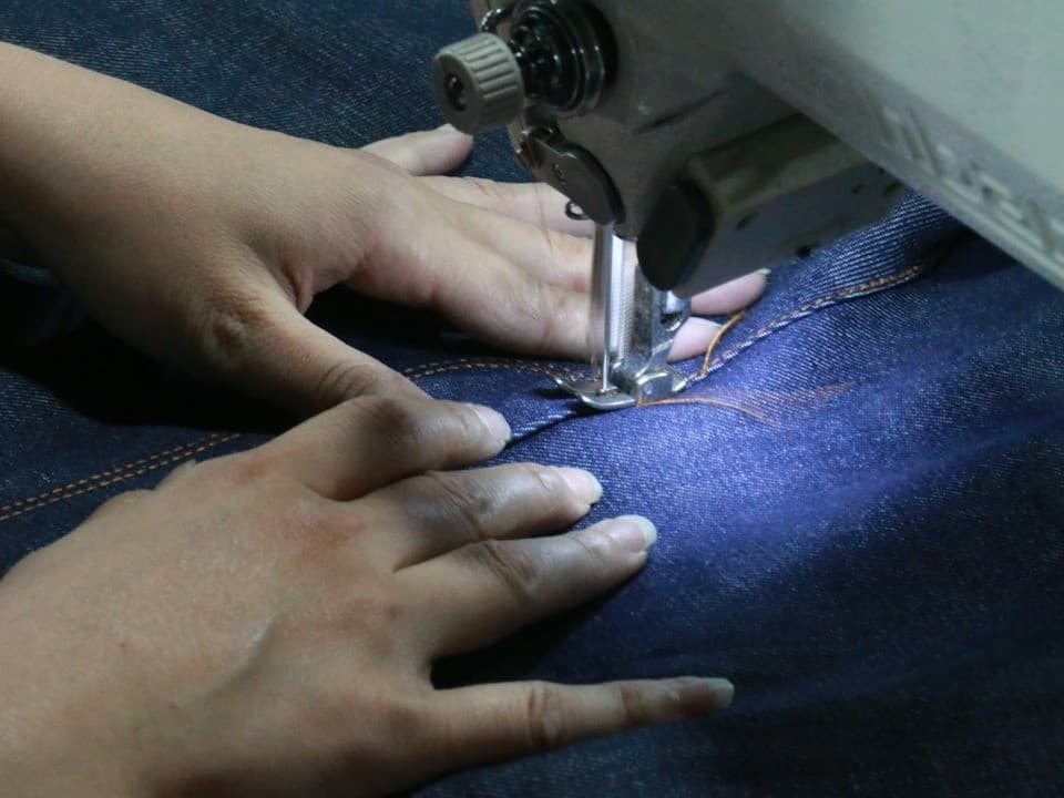 Durable Seam Finishes for Everyday Clothes