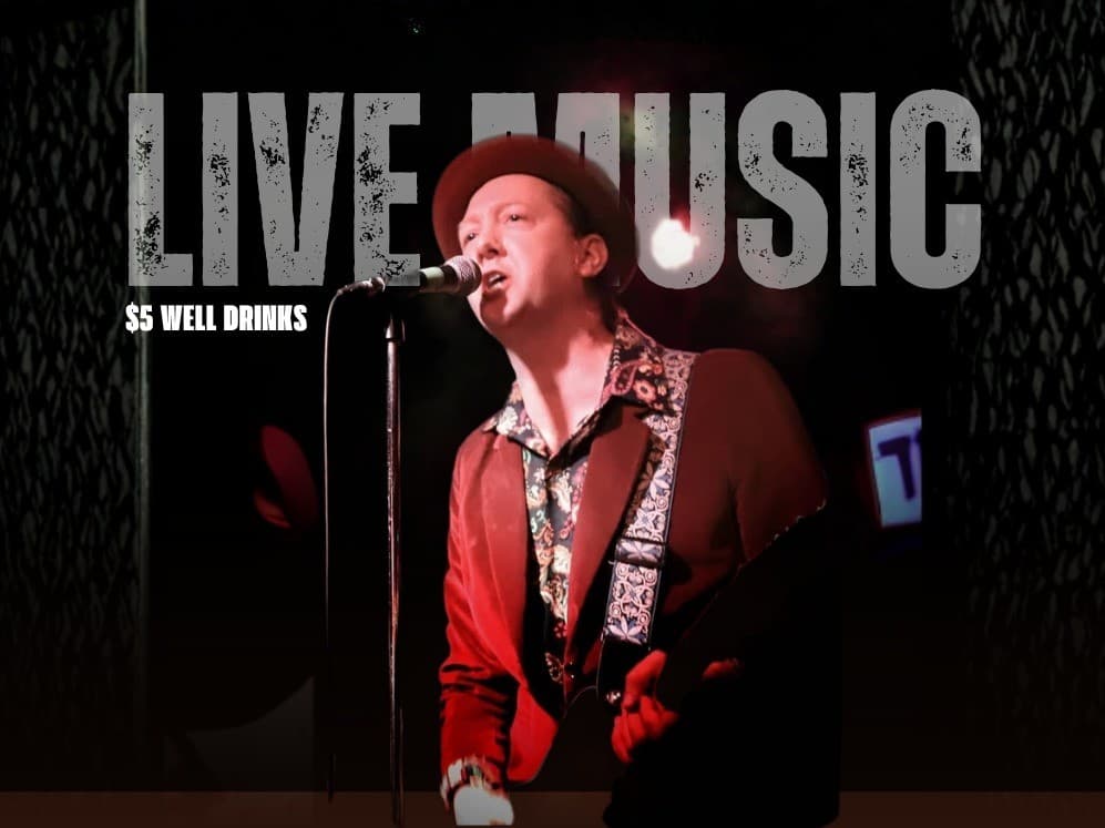 Live Music @ Mudpuppies with Mike Hollon